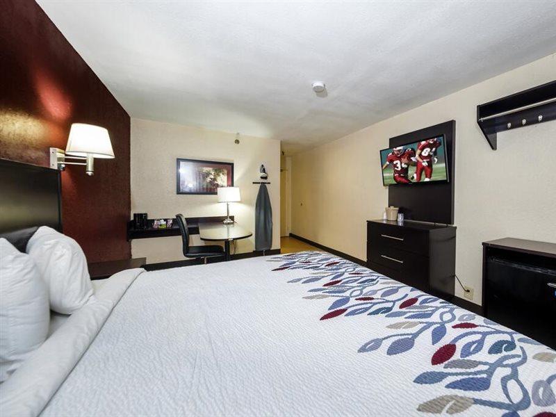 Red Roof Inn Jacksonville - Cruise Port Екстер'єр фото