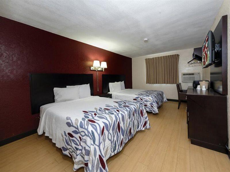 Red Roof Inn Jacksonville - Cruise Port Екстер'єр фото
