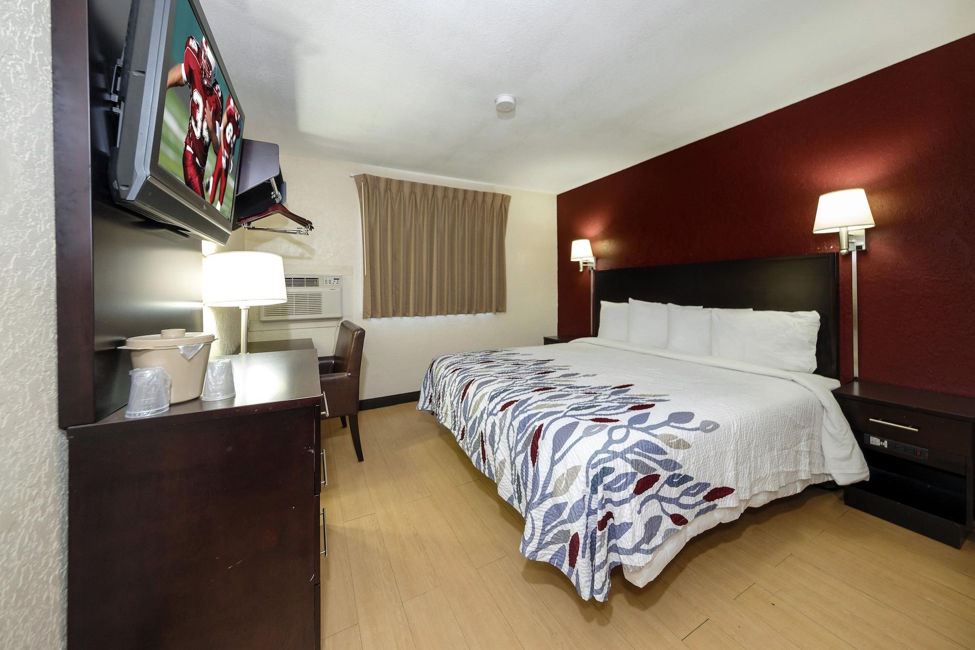 Red Roof Inn Jacksonville - Cruise Port Екстер'єр фото
