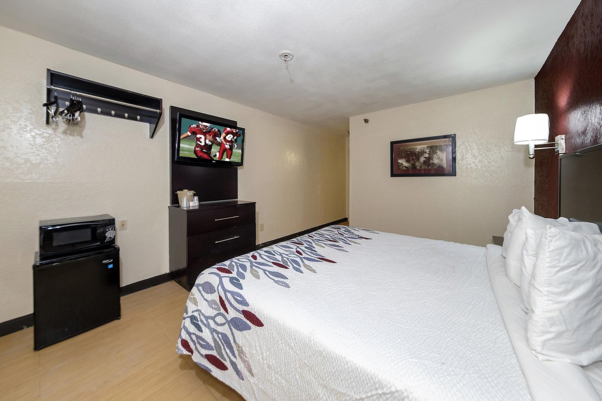 Red Roof Inn Jacksonville - Cruise Port Екстер'єр фото