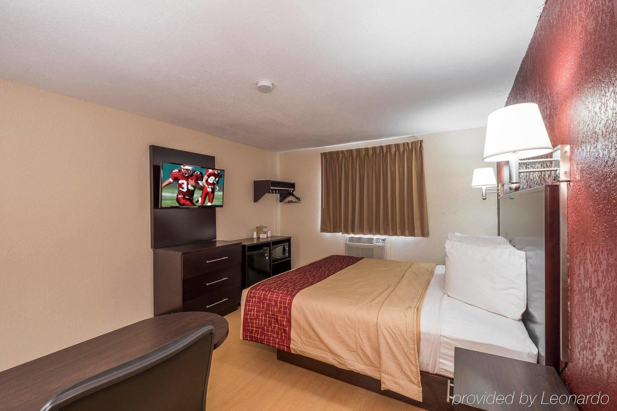 Red Roof Inn Jacksonville - Cruise Port Екстер'єр фото