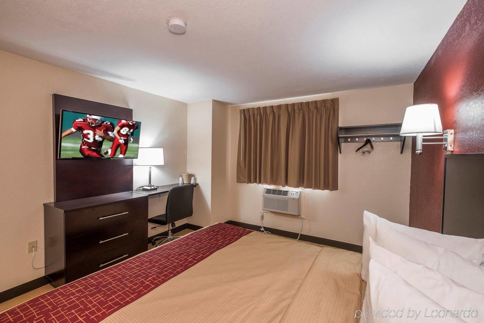 Red Roof Inn Jacksonville - Cruise Port Екстер'єр фото