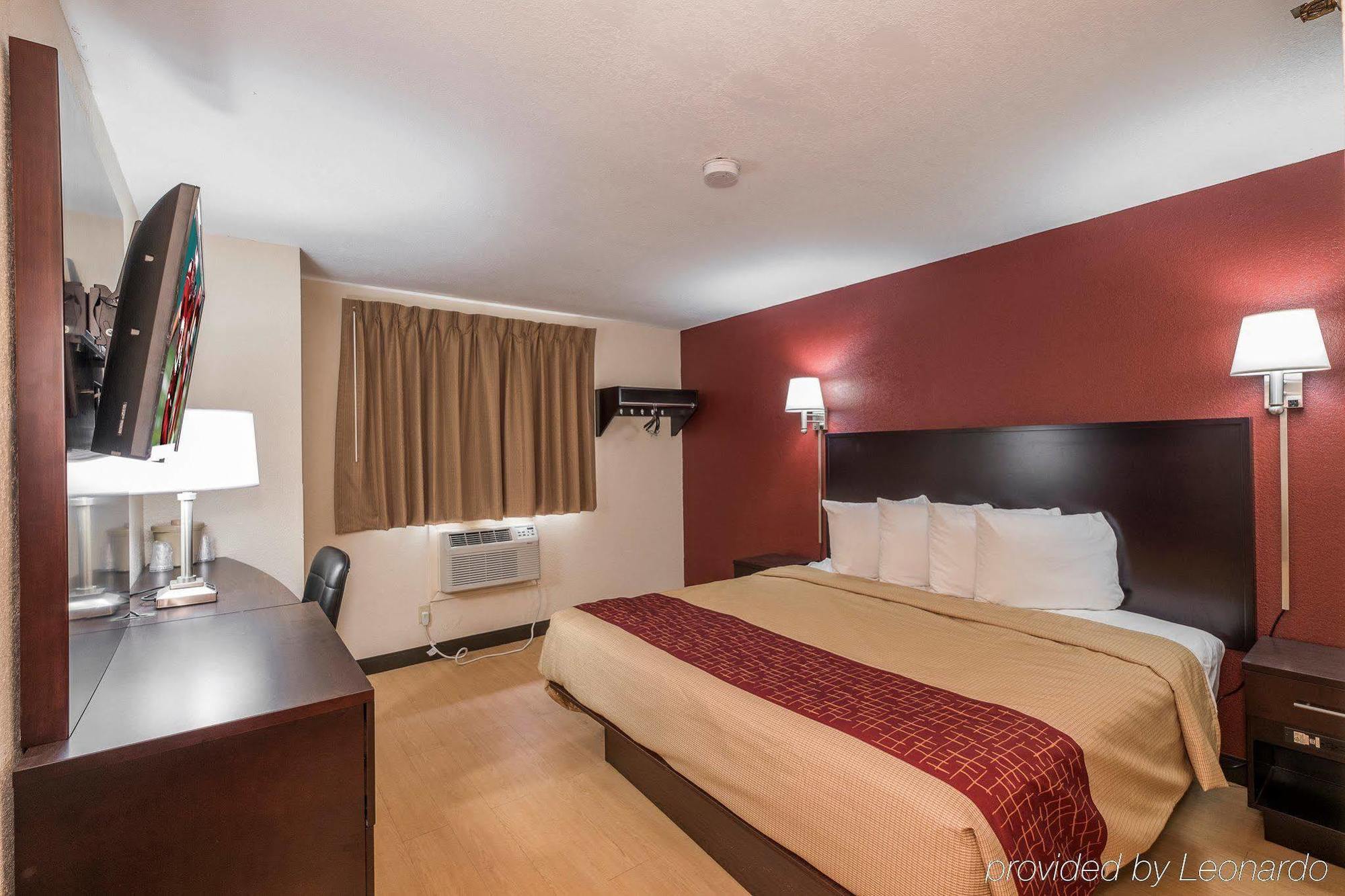 Red Roof Inn Jacksonville - Cruise Port Екстер'єр фото