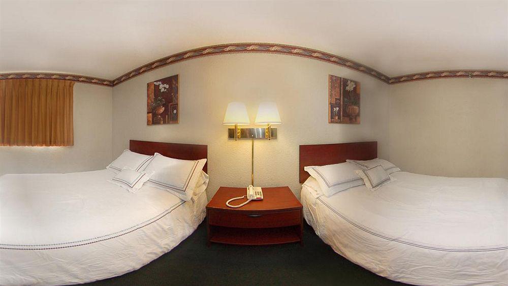 Red Roof Inn Jacksonville - Cruise Port Екстер'єр фото